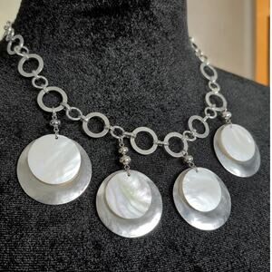 Chico's Statement Necklace Mother of Pearl Silver Tone Disc‎ Y2K Adjustable